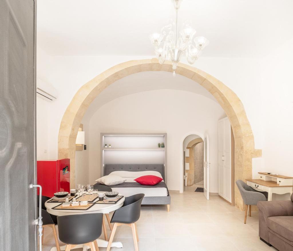 Esperia Luxury Suite & Apartment Noto Ното Екстериор снимка